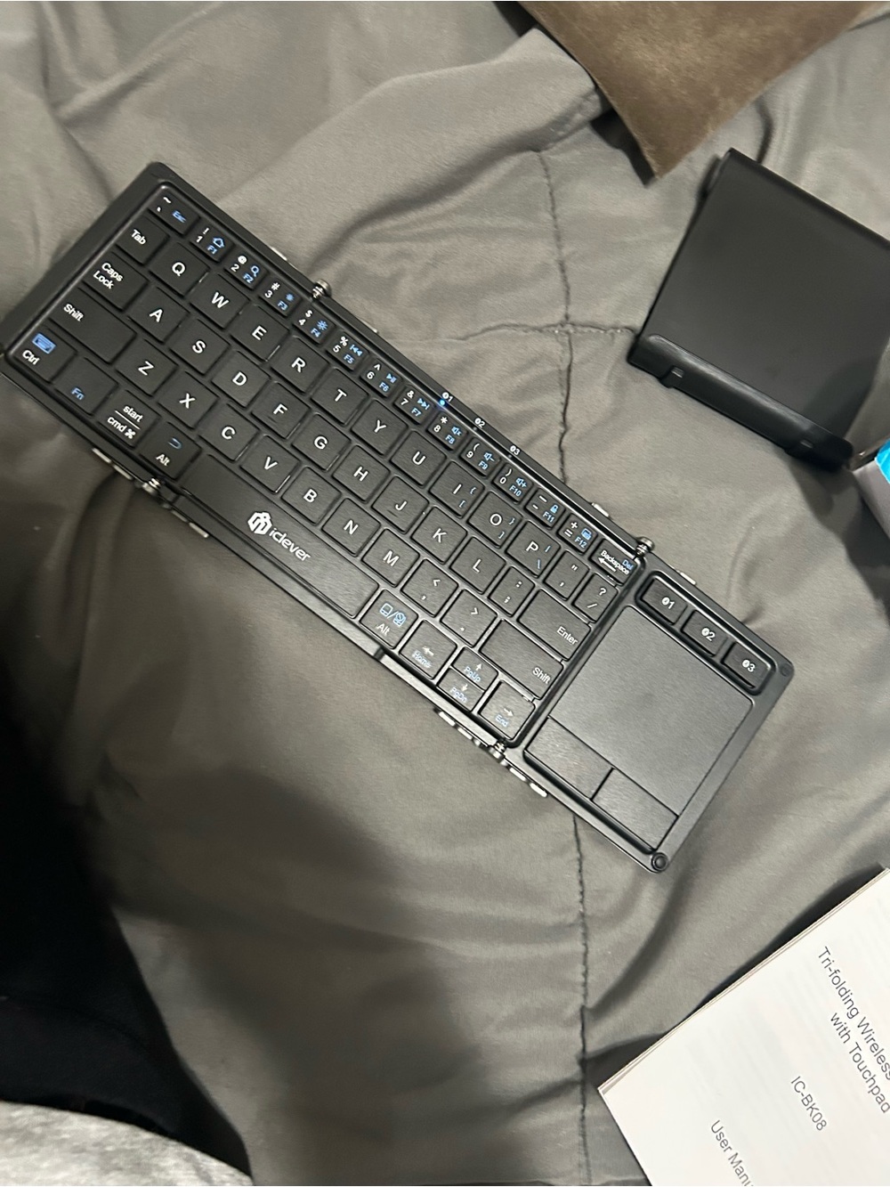 Foldable Bluetooth Keyboard with Touchpad - Black